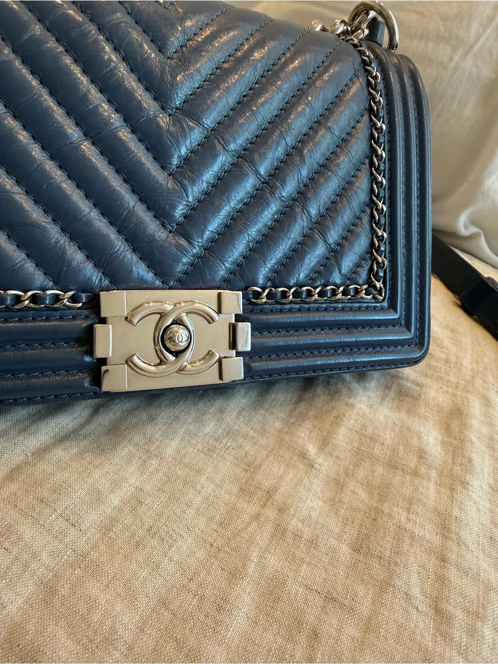 Chanel Boy Medium crinkle skin